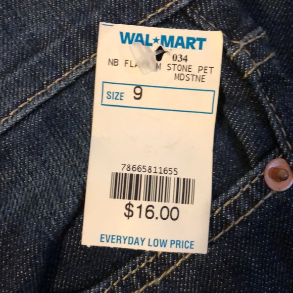 Jeans - Picture 2 of 4